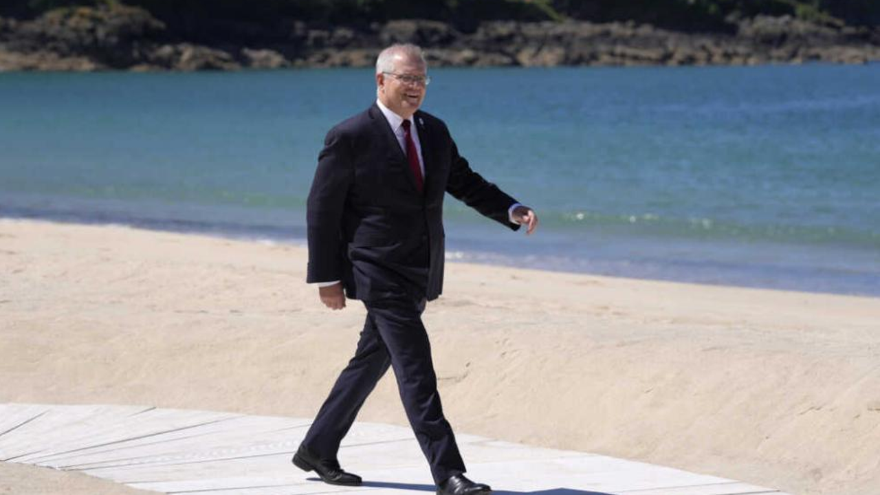 Ex primer ministro de Australia recibe burlas por mostrar su fe en Cristo