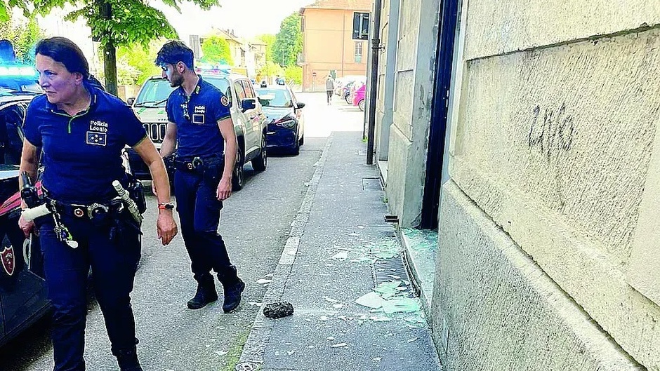 EUROPA | Iglesia evangélica en Italia es atacada tras servicio dominical