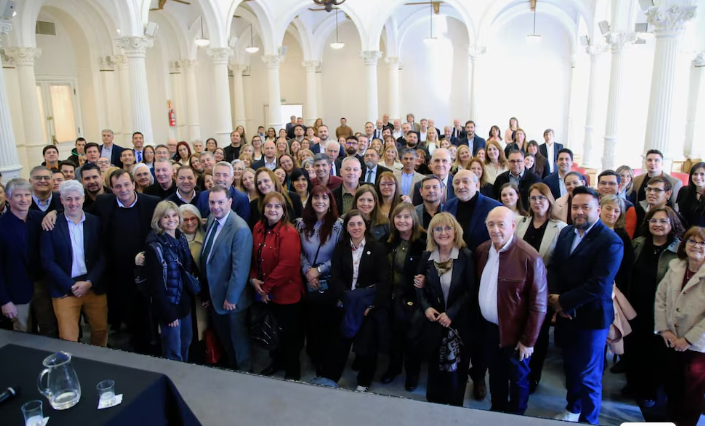 ARGENTINA | RECONOCIMIENTO A ESCUELAS CRISTIANAS